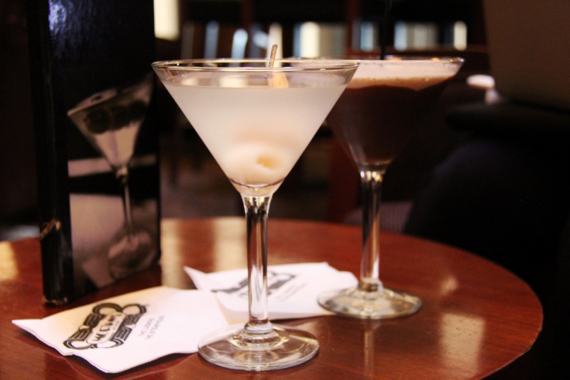 brasserie-CHATEAUVIEUX-min_martini_bar_lychee_chocolate_alcohol_liquor_happy_hour_happy-910161